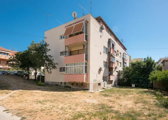 Apartments With Wifi Split - 6971